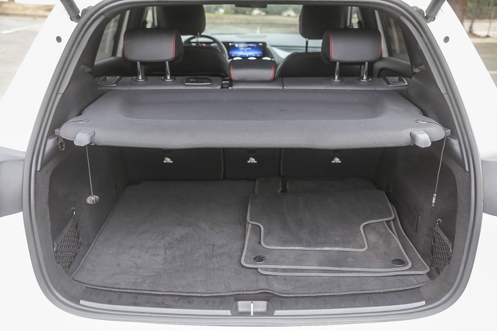 Certified 2025 Mercedes-Benz GLA 250 4MATIC image 24