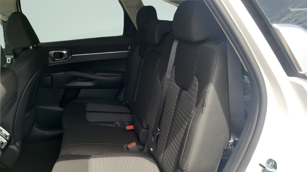 New 2026 Kia Sorento LX FWD image 10