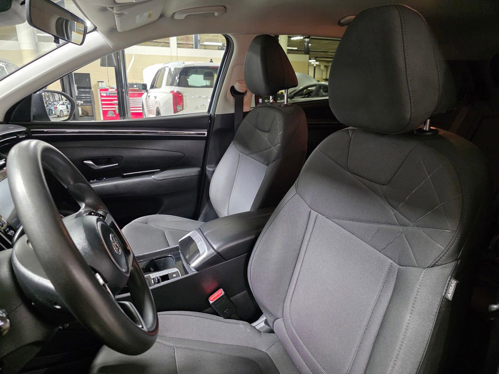 Certified 2022 Hyundai Tucson SE image 22