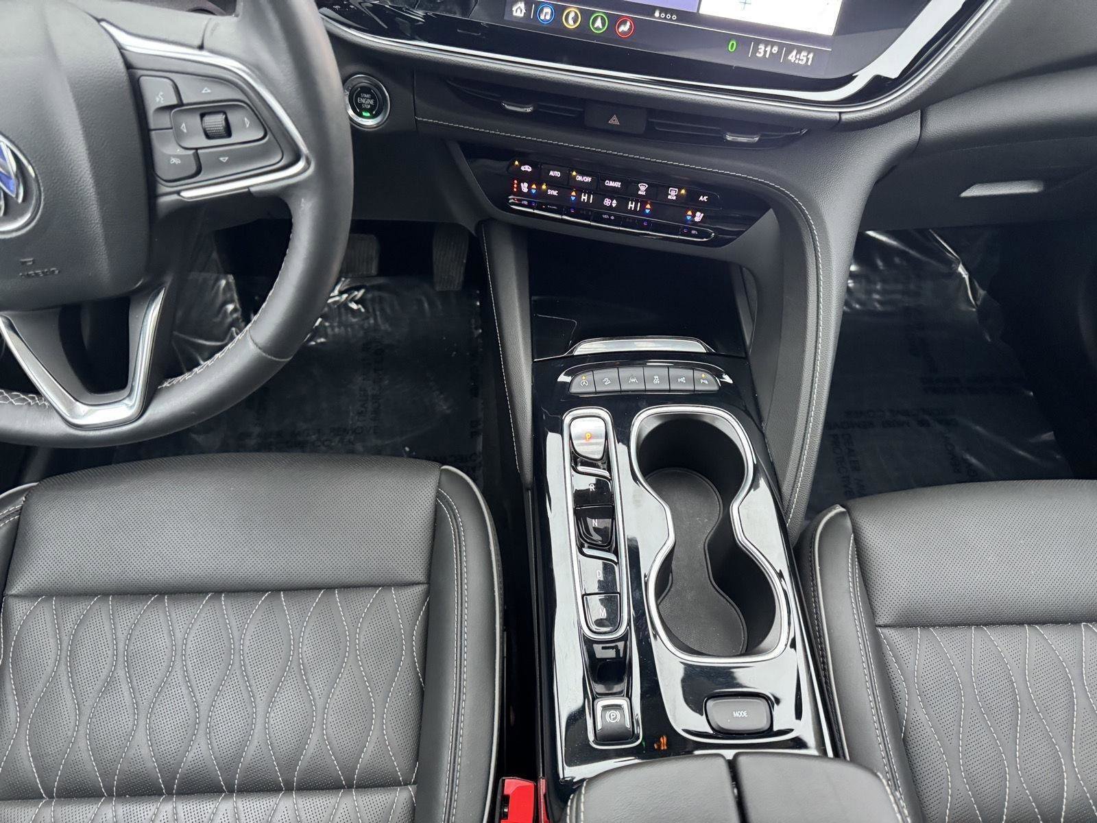 Used 2022 Buick Envision Avenir w/ Technology Package II image 21