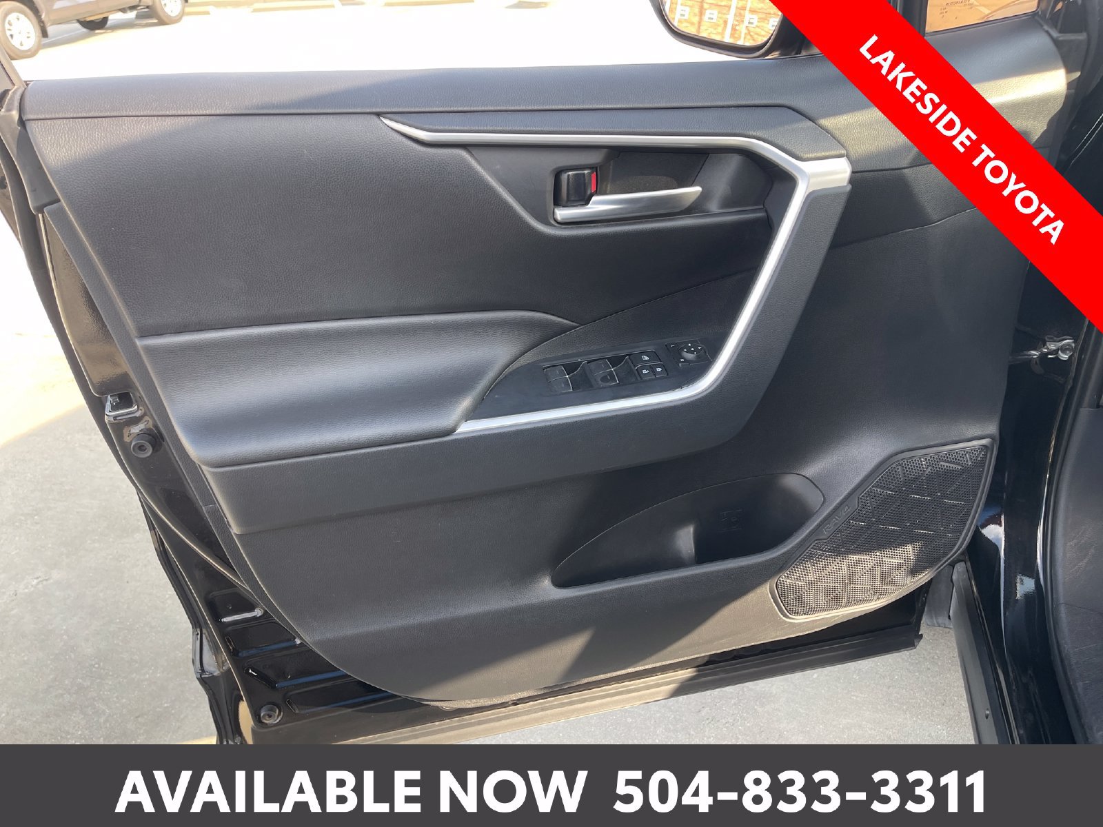 Certified 2025 Toyota RAV4 XLE FWD image 25