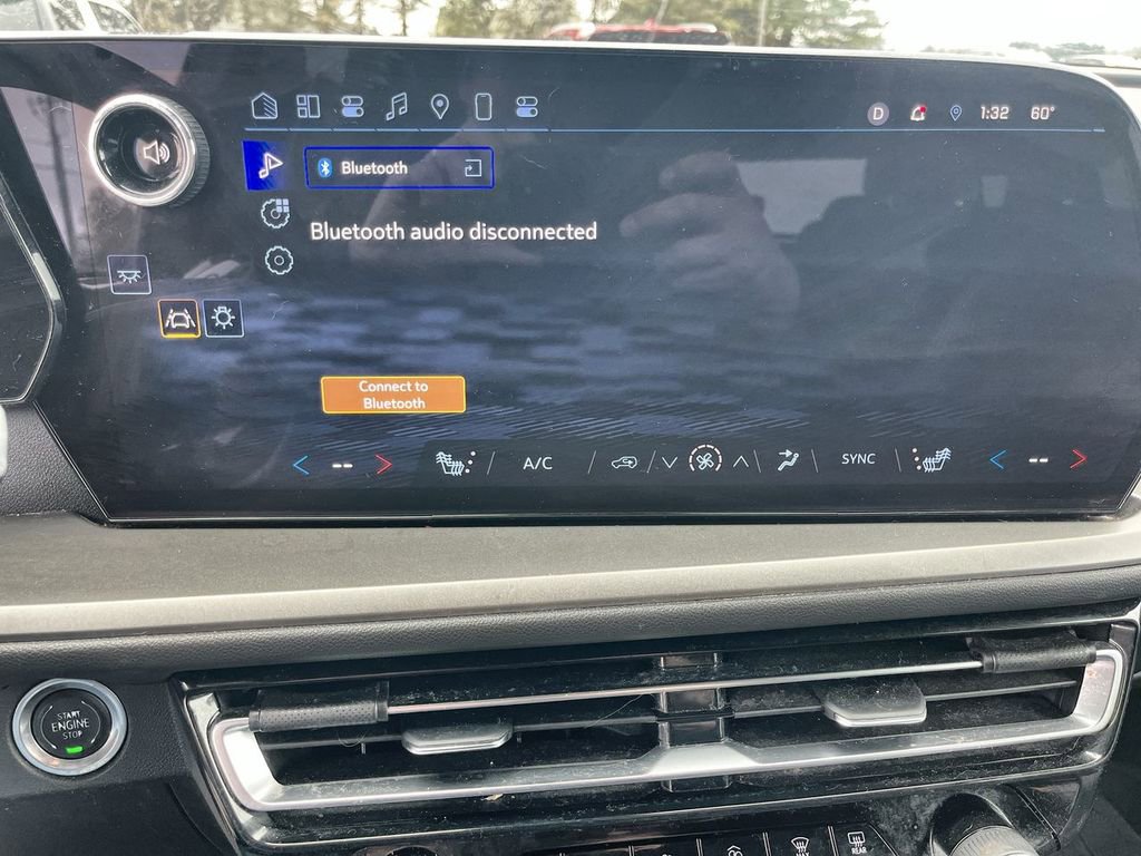 Certified 2024 Chevrolet Traverse LT image 13