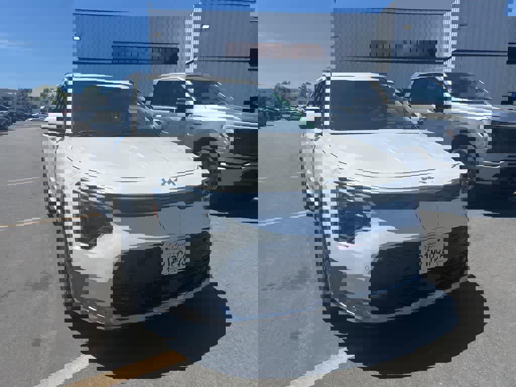 Used 2023 Kia Niro Wave w/ Wave Preserve Package