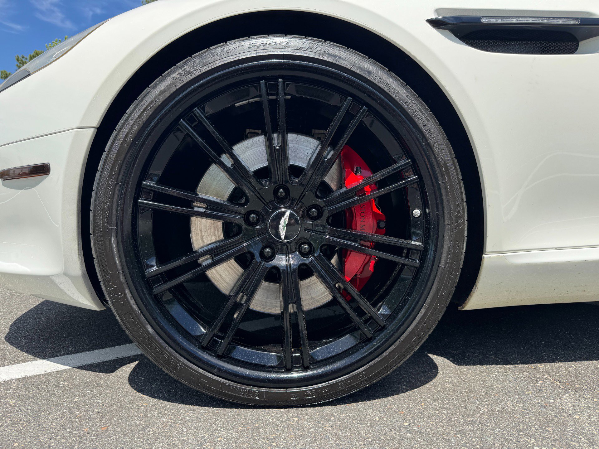 Used 2011 Aston Martin Rapide RWD image 64