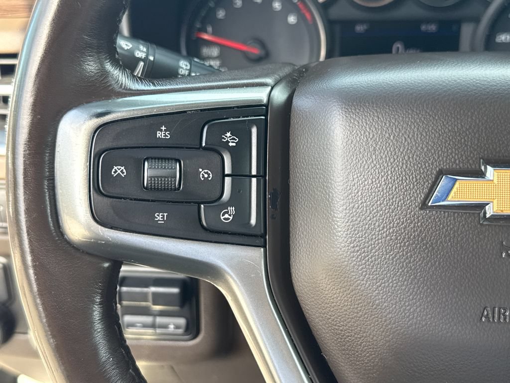 Used 2021 Chevrolet Tahoe LT w/ LT Signature Package RWD image 16