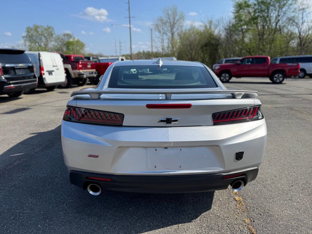 Used 2017 Chevrolet Camaro SS RWD image 6