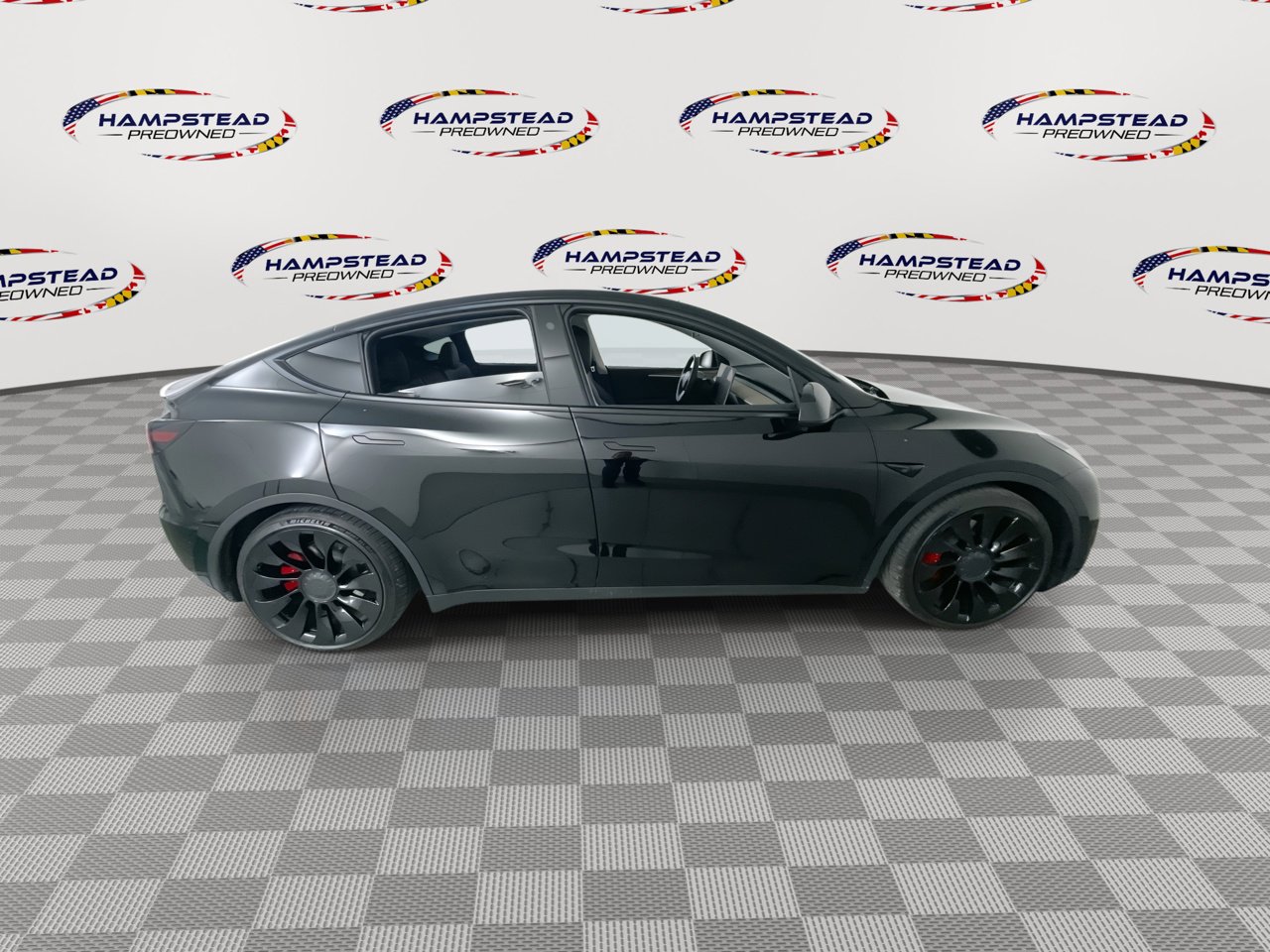 Used 2023 Tesla Model Y Performance image 9