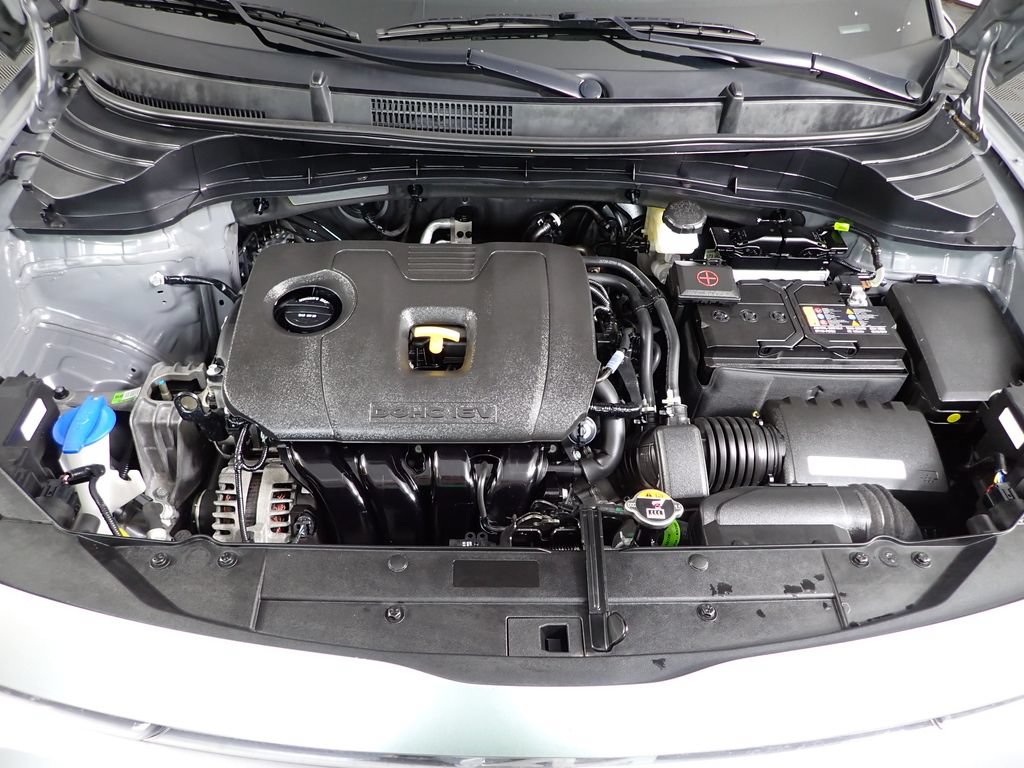 Used 2025 Kia Soul LX w/ LX Technology Package FWD image 38