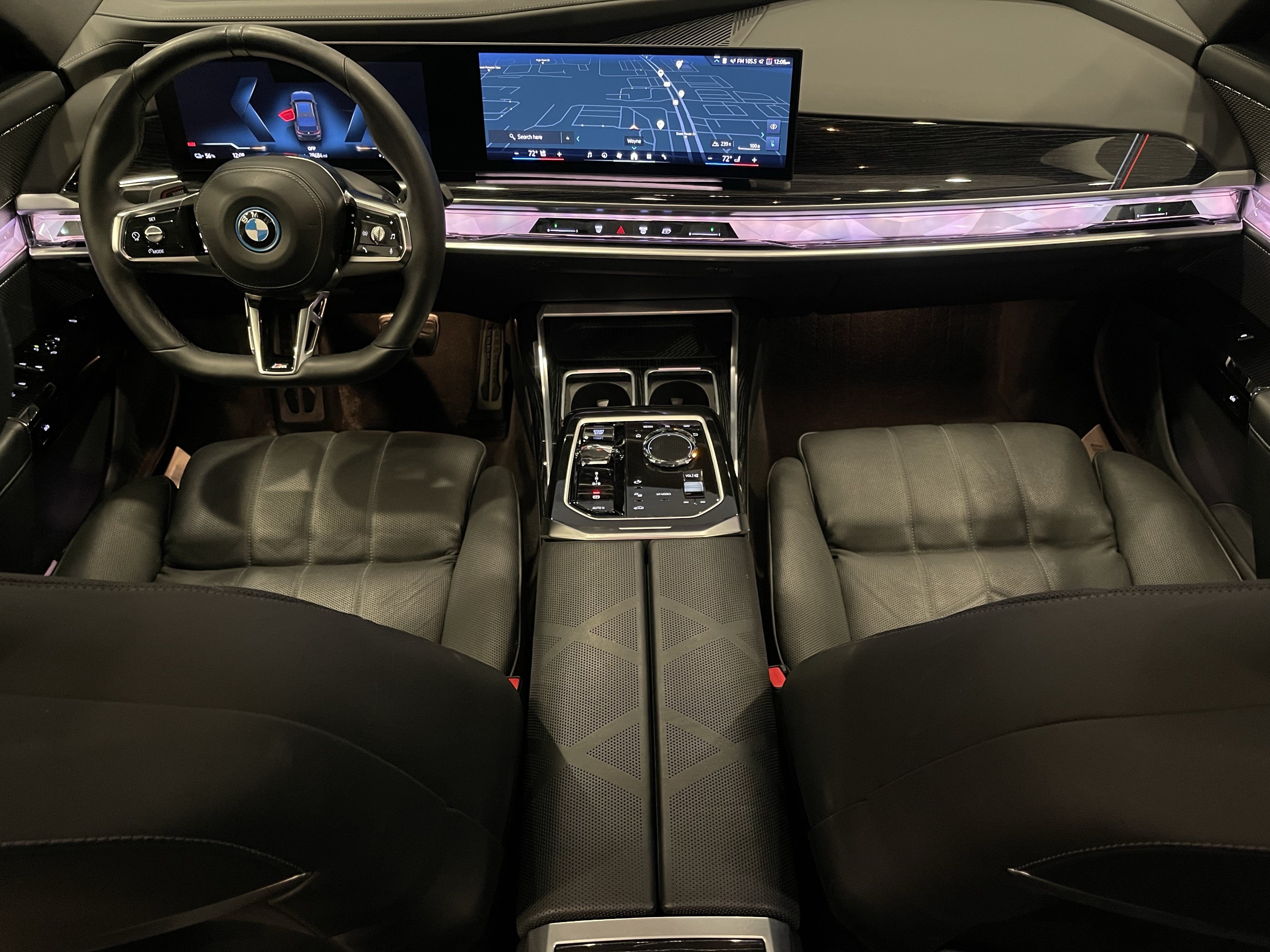 Certified 2024 BMW i7 xDrive60 AWD/4WD image 16