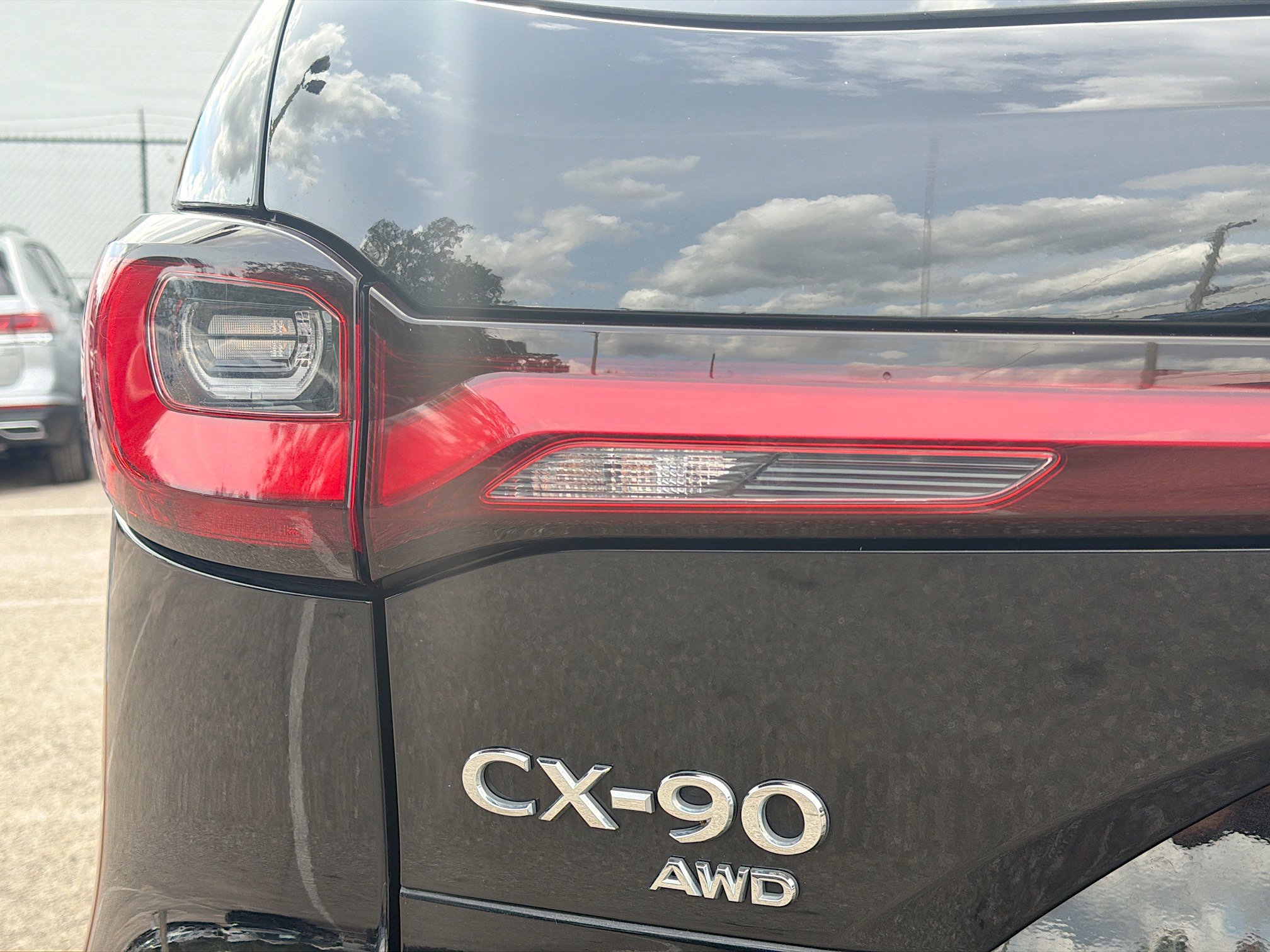 Used 2024 MAZDA CX-90 3.3 Turbo w/ Select Package image 10