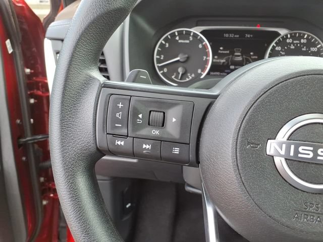 Used 2023 Nissan Rogue S AWD/4WD image 19