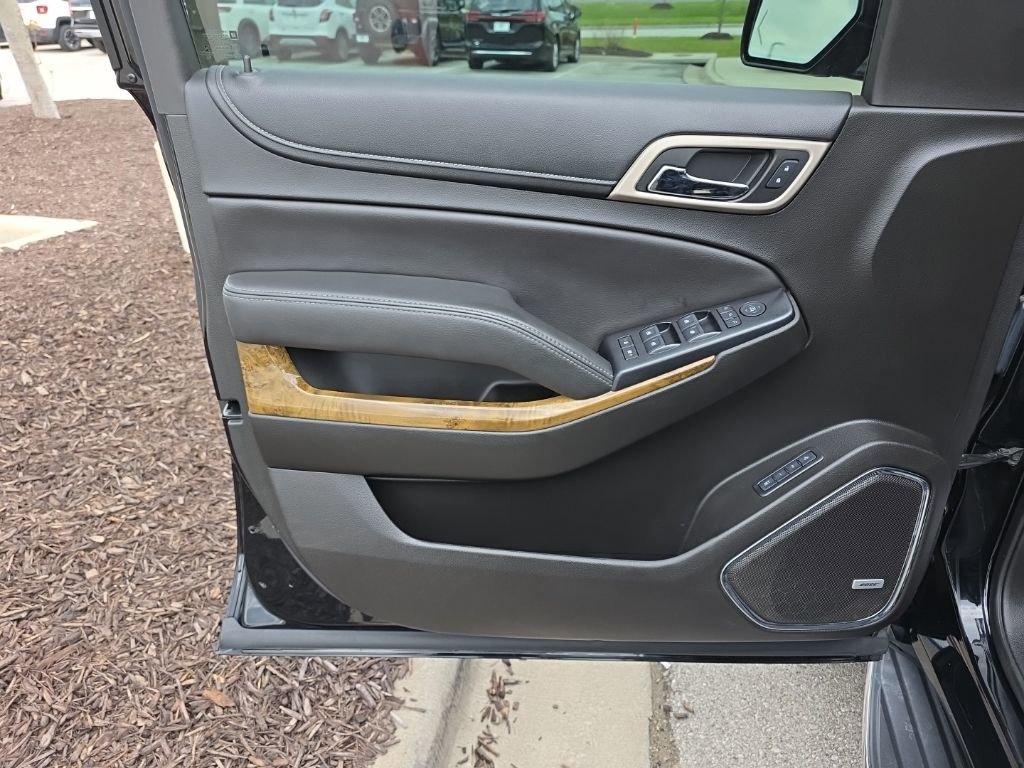 Used 2017 GMC Yukon Denali w/ Open Road Package image 9