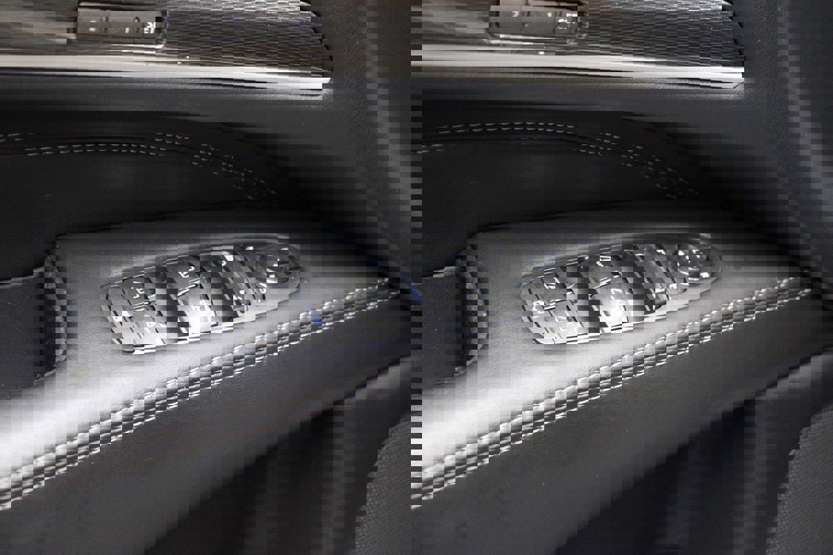 Used 2018 INFINITI QX60 FWD w/ Premium Plus Package image 33