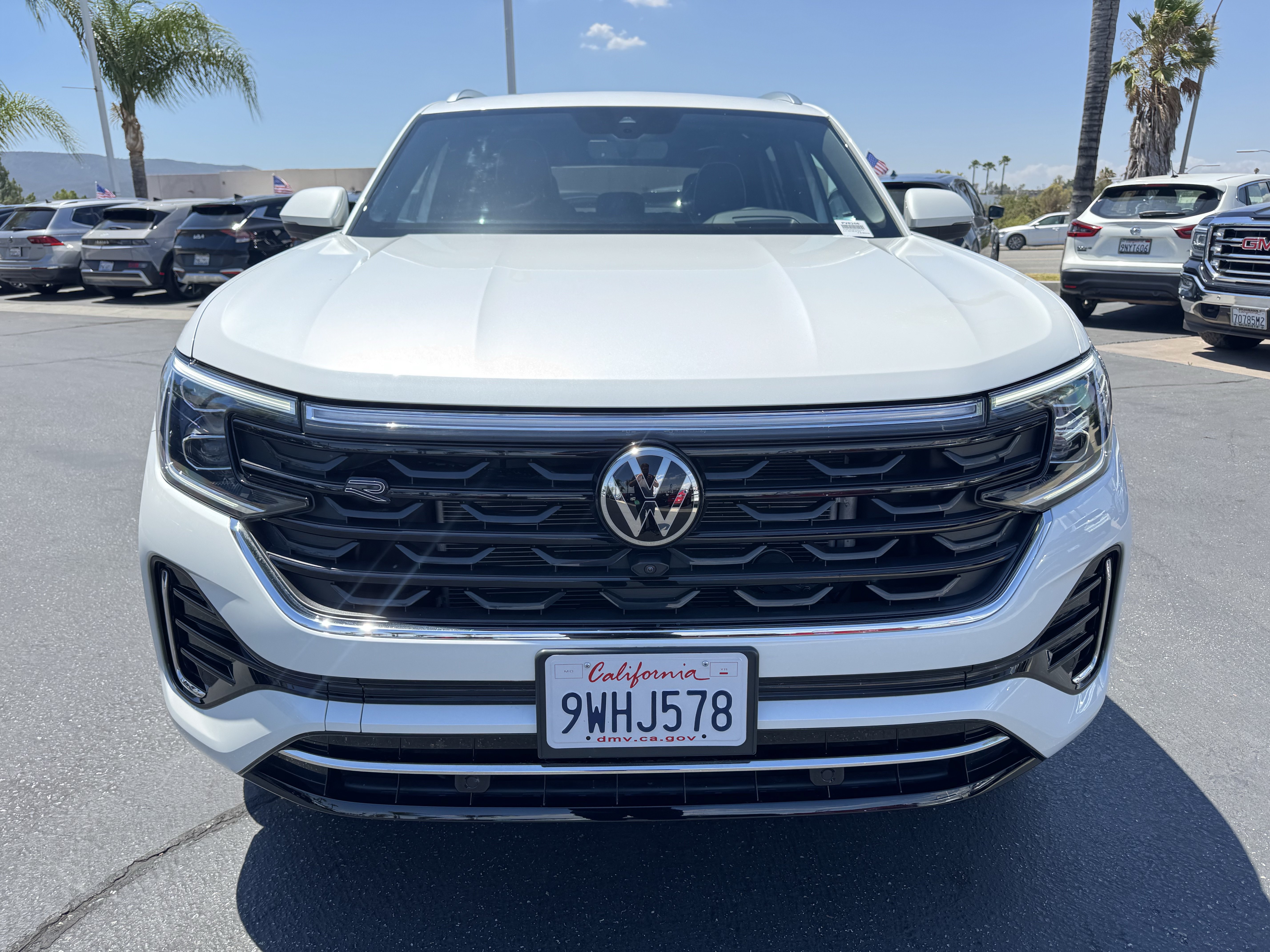 Certified 2026 Volkswagen Atlas Cross Sport SEL Premium R-Line AWD/4WD image 3