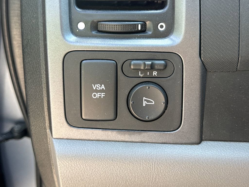 Used 2009 Honda CR-V LX image 28