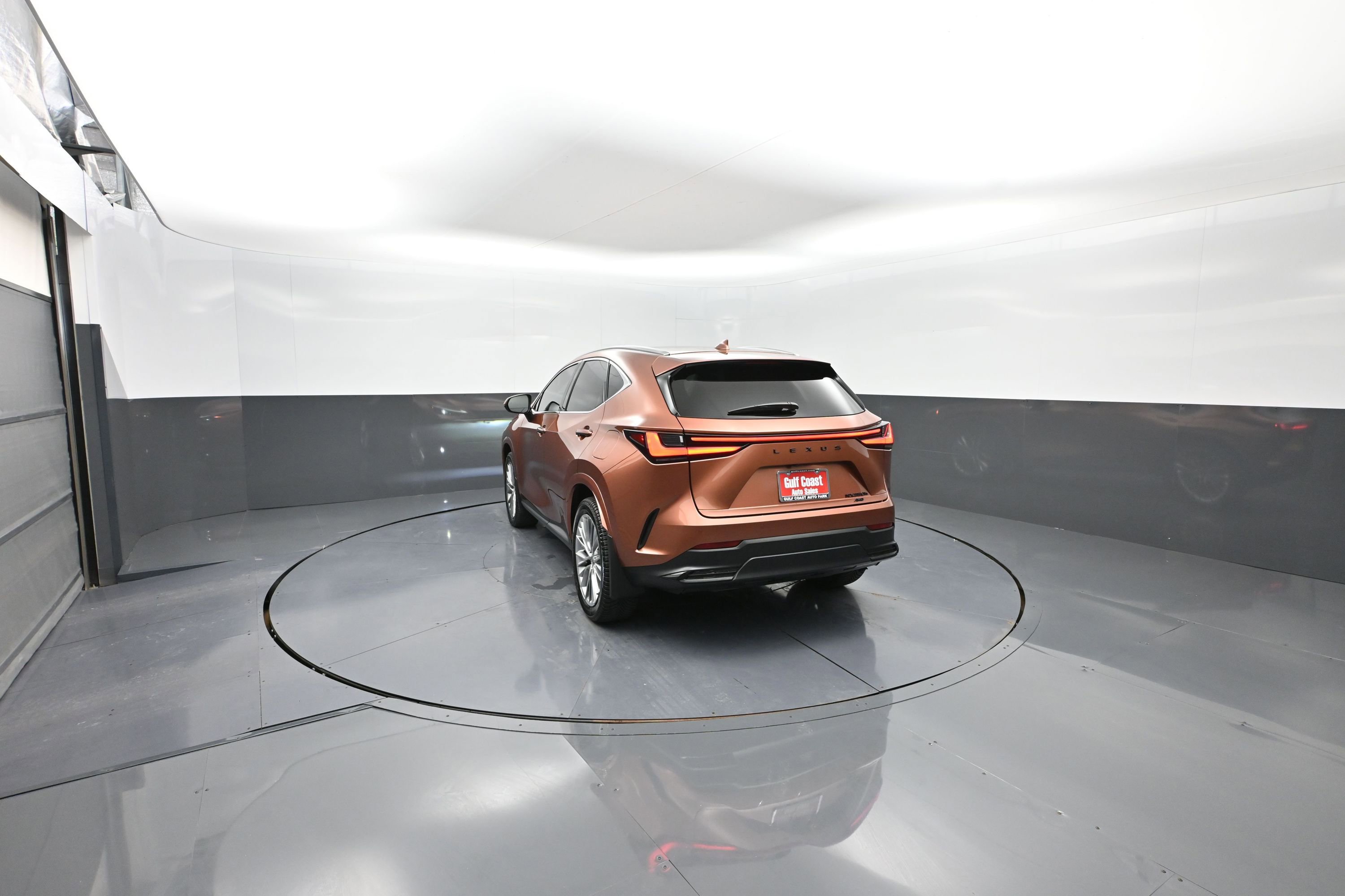 Used 2025 Lexus NX 350h AWD w/ Cold Area Package image 4