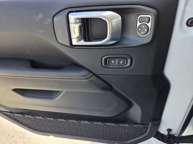New 2026 Jeep Wrangler Unlimited Sahara AWD/4WD image 26