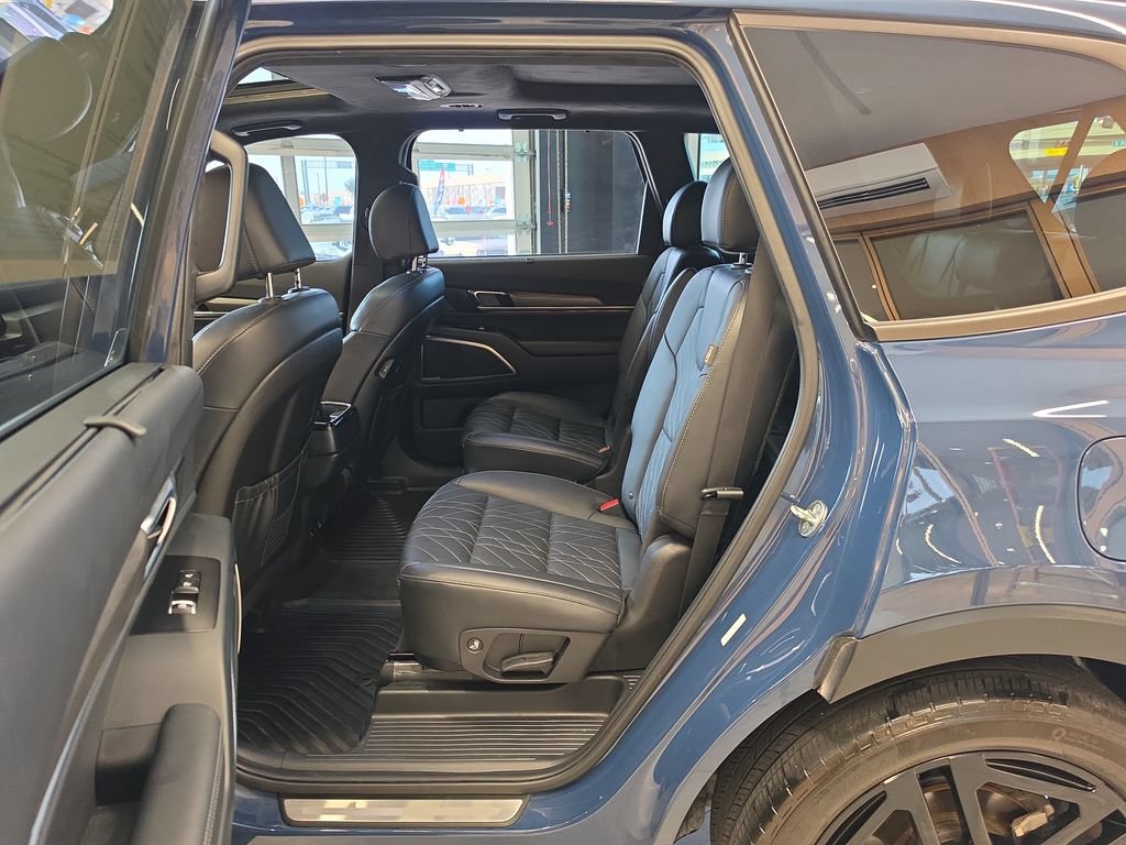 Certified 2024 Kia Telluride SX Prestige X-Line AWD/4WD image 36