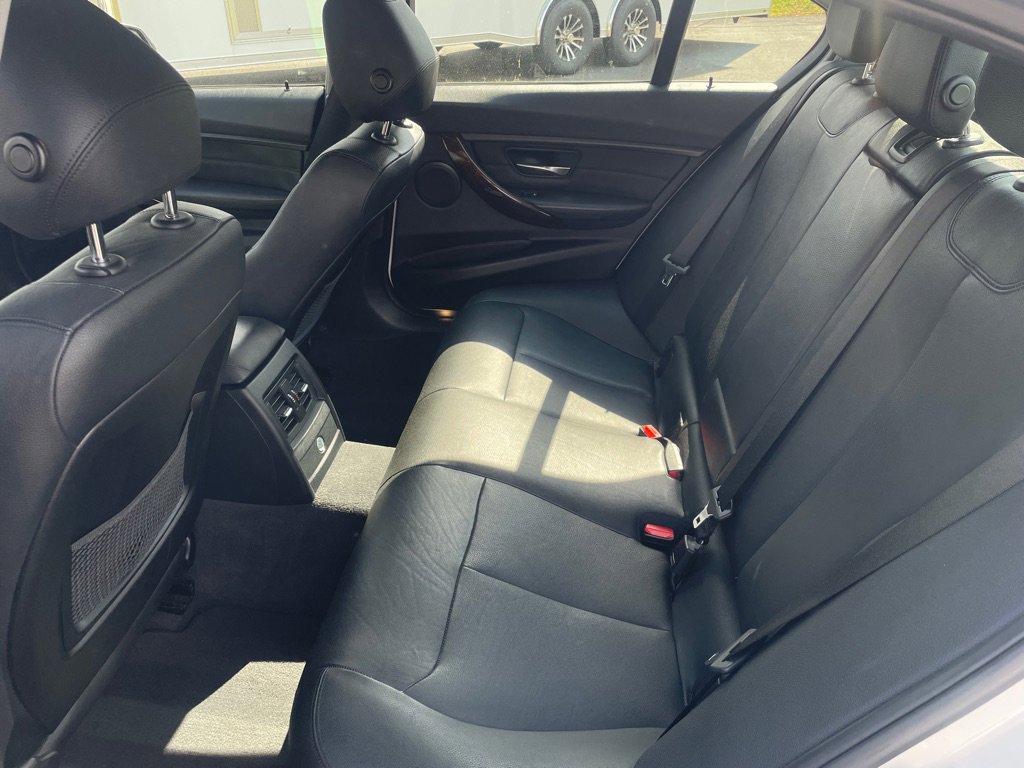 Used 2015 BMW 328i Sedan RWD image 19