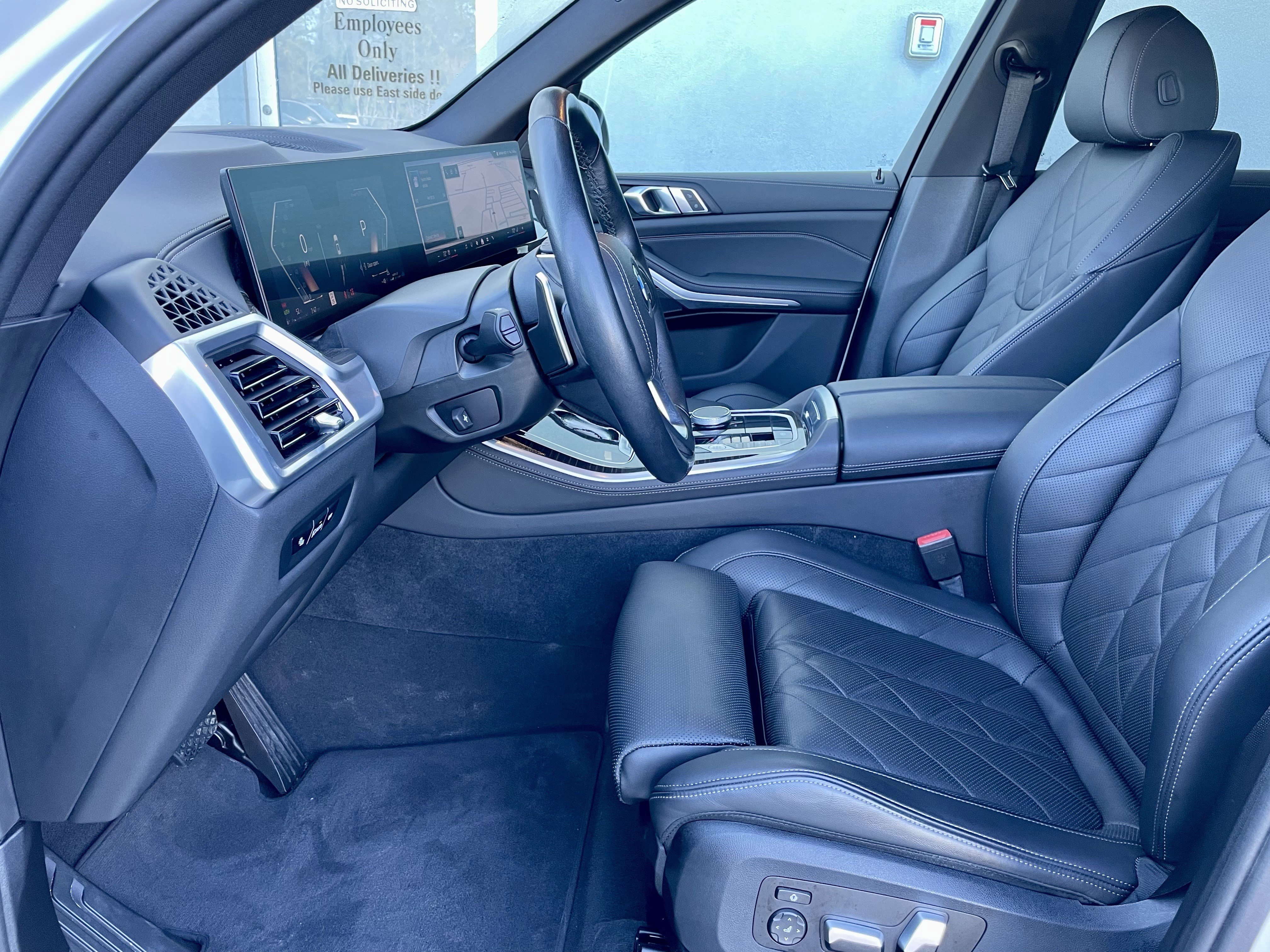 Used 2024 BMW X5 xDrive40i AWD/4WD image 14