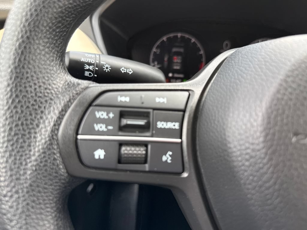 Certified 2025 Honda HR-V LX image 24