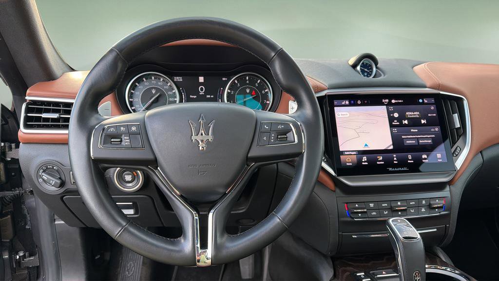 Used 2022 Maserati Ghibli Modena Q4 image 29