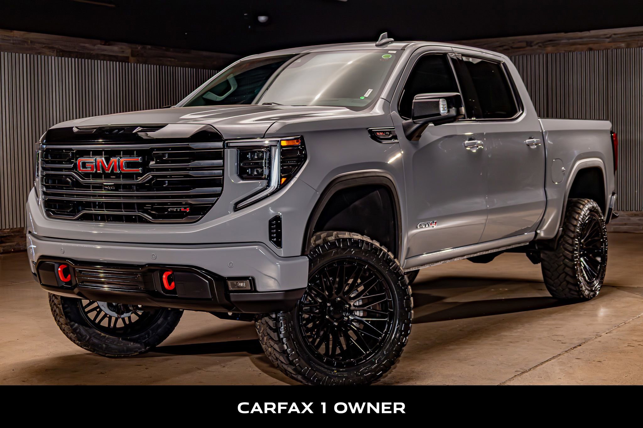 Used 2025 GMC Sierra 1500 AT4 w/ Technology Package image 5