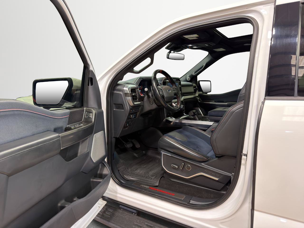 Used 2022 Ford F150 Raptor w/ Equipment Group 801A High AWD/4WD image 14