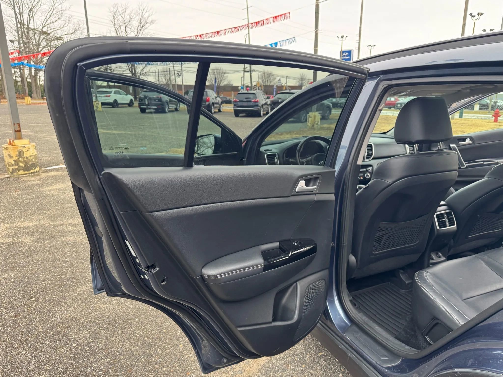 Used 2018 Kia Sportage EX w/ EX Premium Package image 12