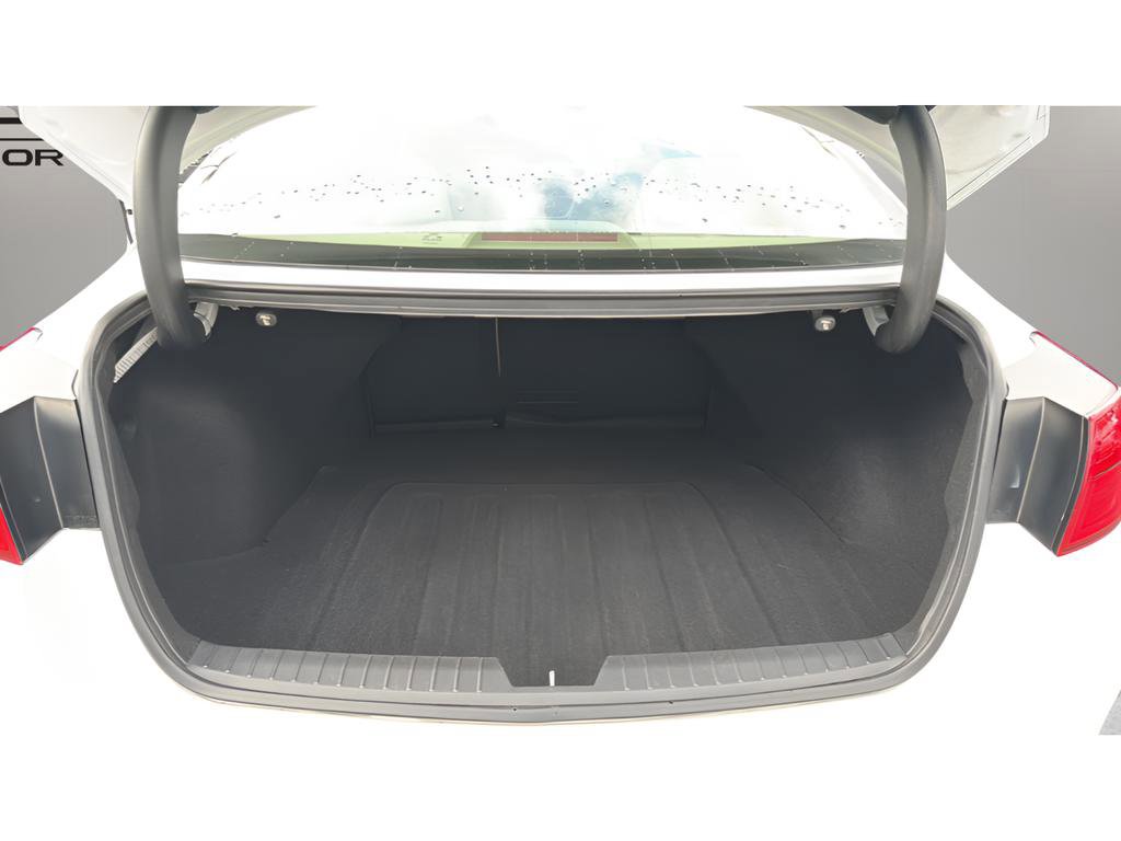 Used 2015 Kia Optima LX image 16