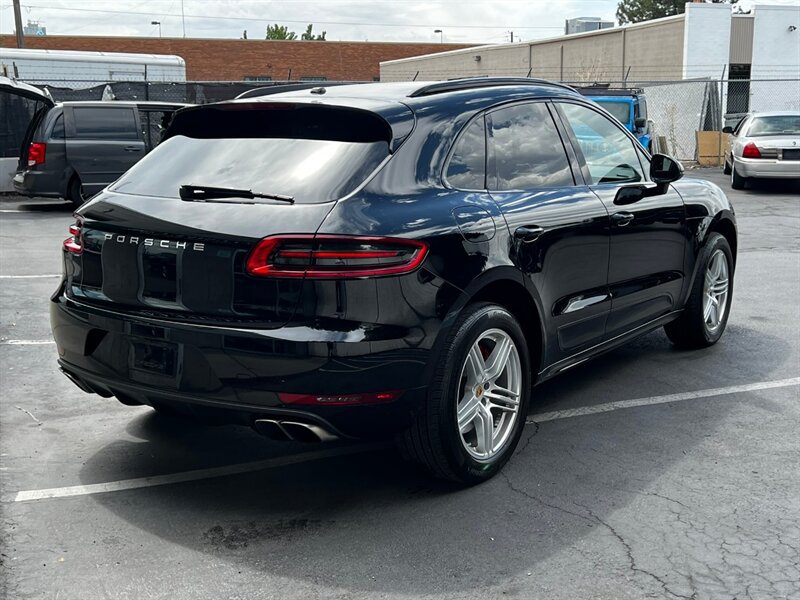 Used 2017 Porsche Macan Turbo AWD/4WD image 7