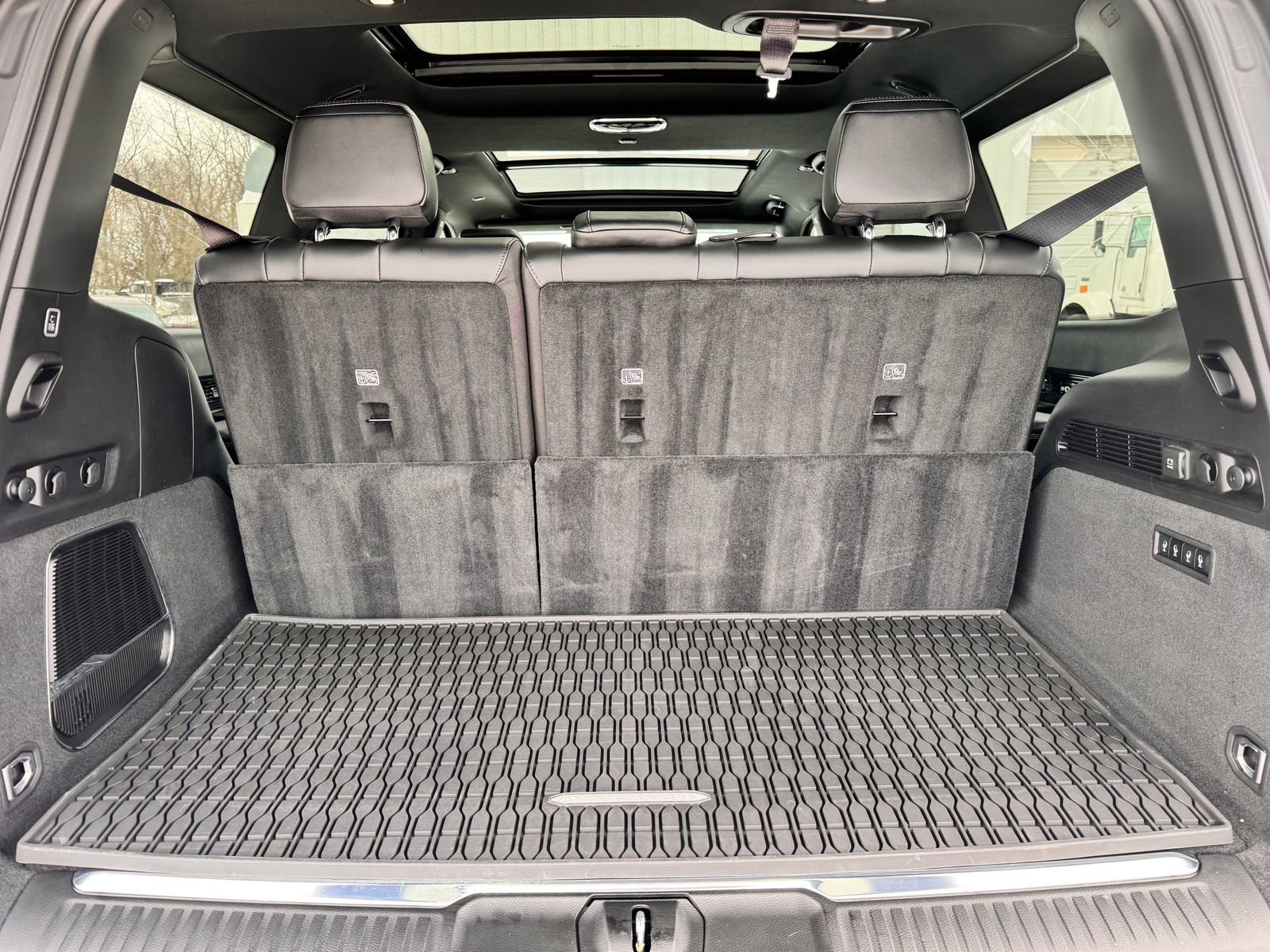 New 2026 Jeep Grand Wagoneer Summit image 7