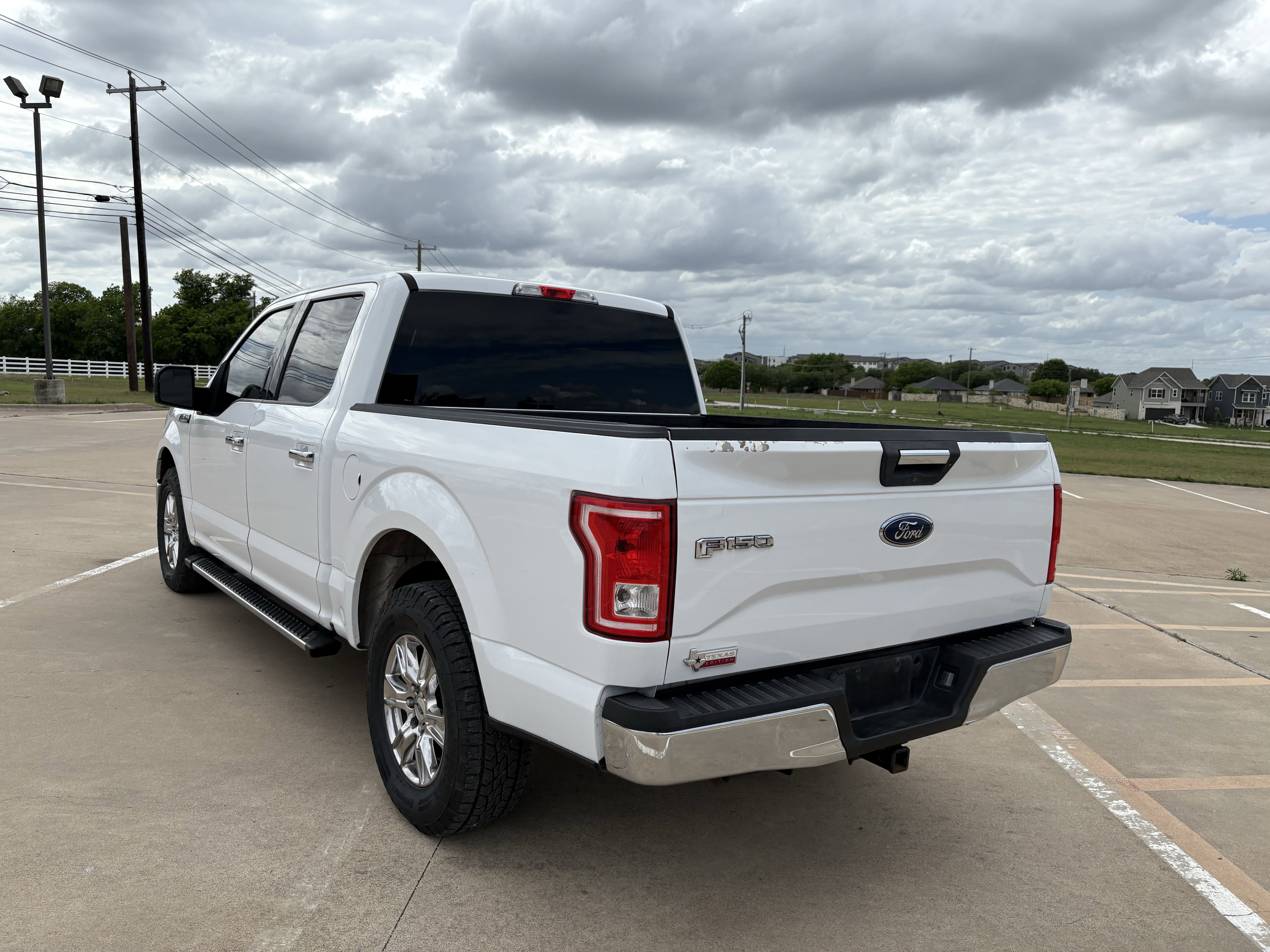 Used 2016 Ford F150 XLT w/ Equipment Group 301A Mid image 3