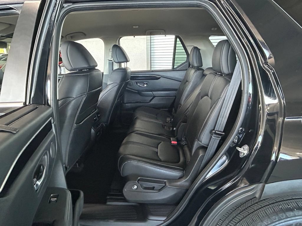 Used 2023 Honda Pilot EX-L image 48