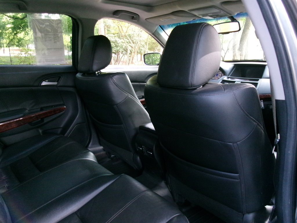 Used 2012 Honda Crosstour EX-L image 22