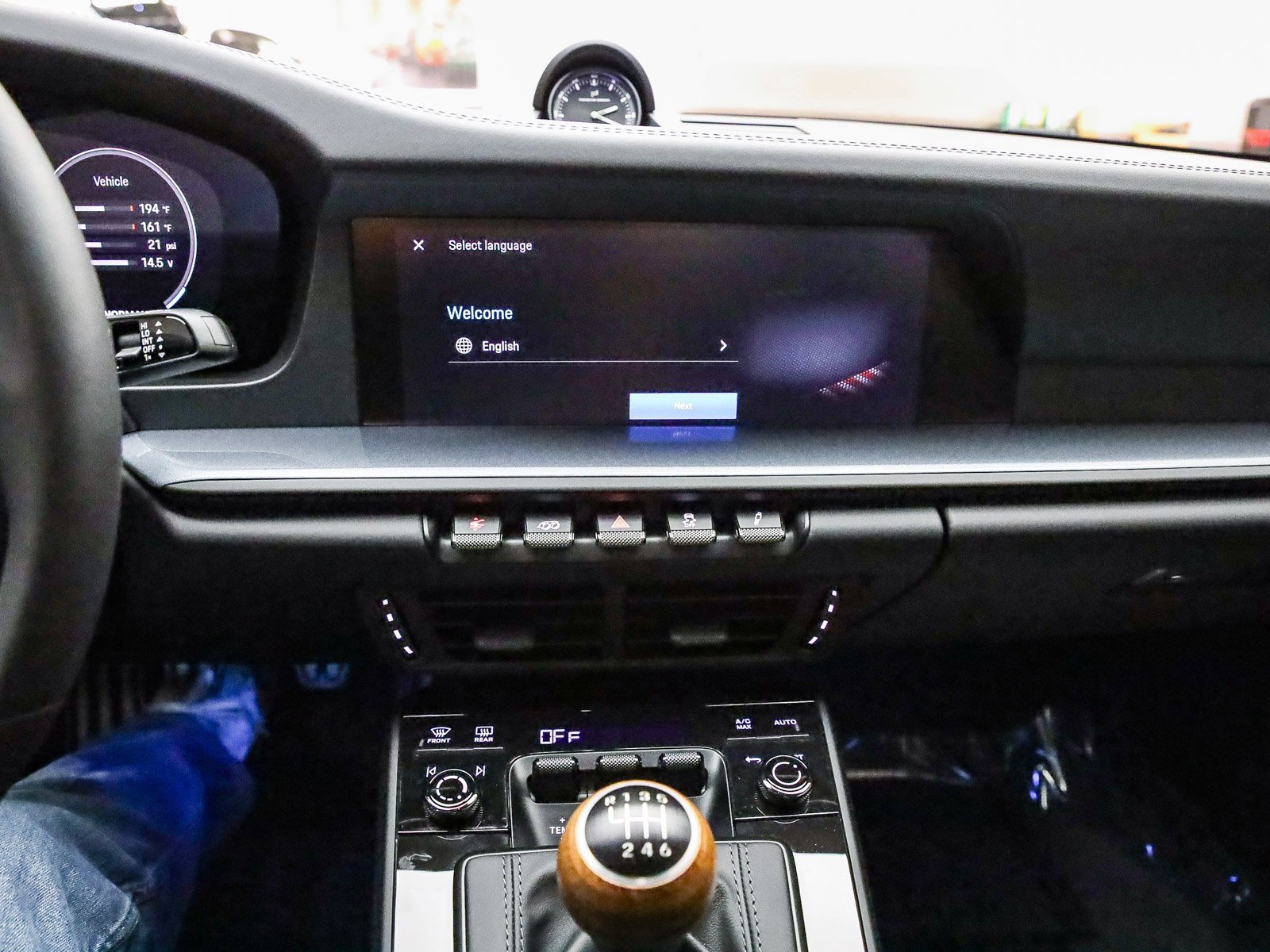 Used 2025 Porsche 911 Carrera T image 24