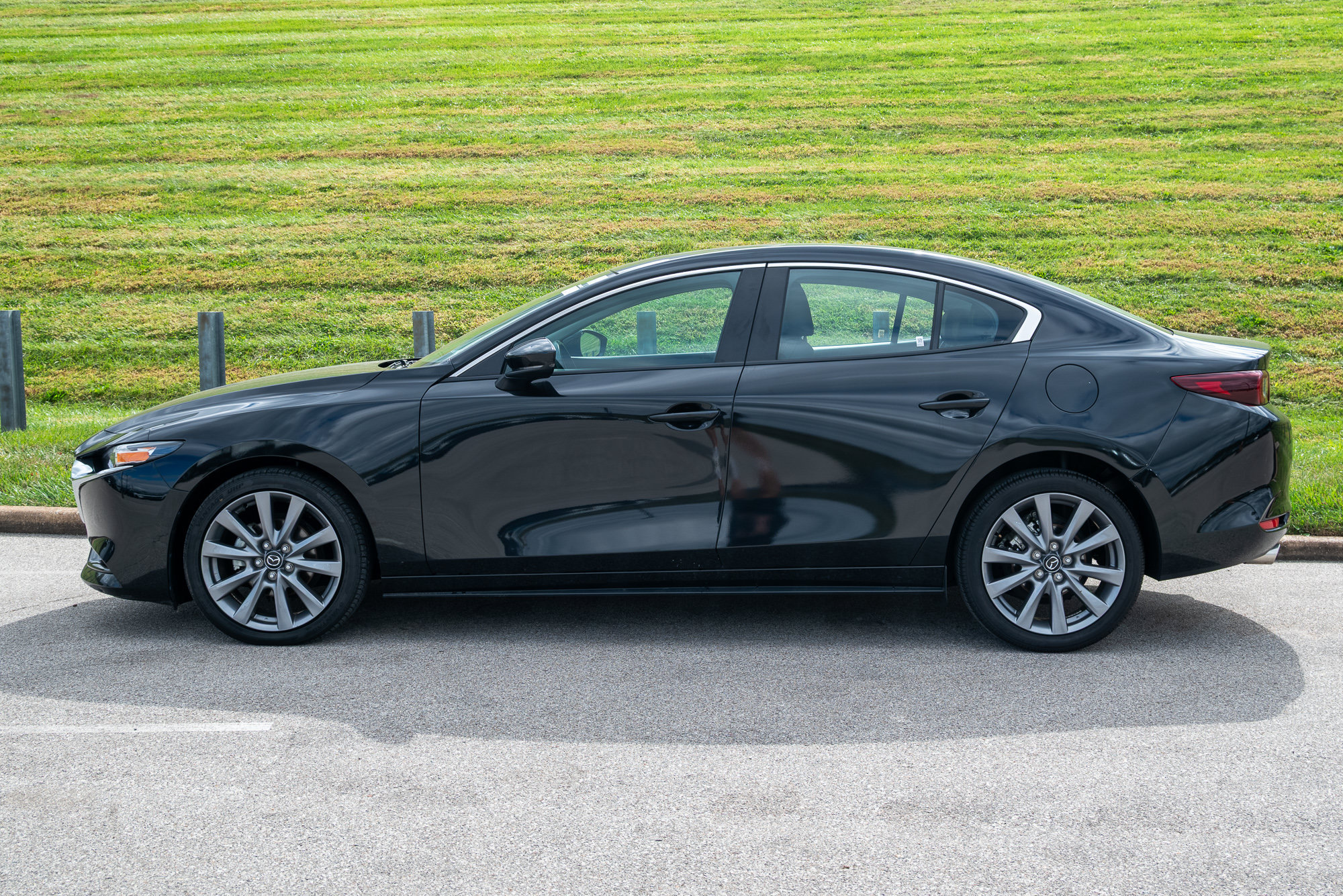 Used 2025 MAZDA MAZDA3 s FWD image 29