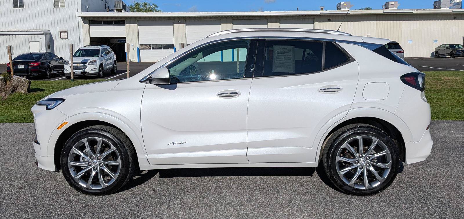 Certified 2024 Buick Encore GX Avenir w/ Avenir Convenience Package AWD/4WD image 6