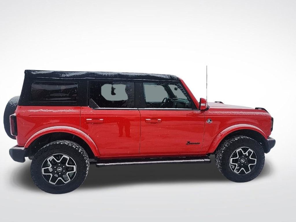 Used 2023 Ford Bronco Outer Banks image 8