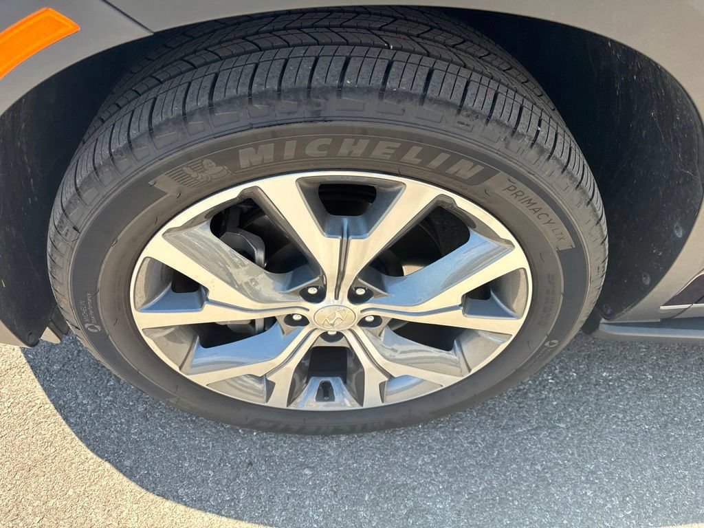 Used 2022 Hyundai Palisade SEL w/ Premium Package FWD image 4