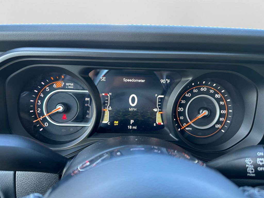 New 2025 Jeep Wrangler Unlimited Sahara AWD/4WD image 29