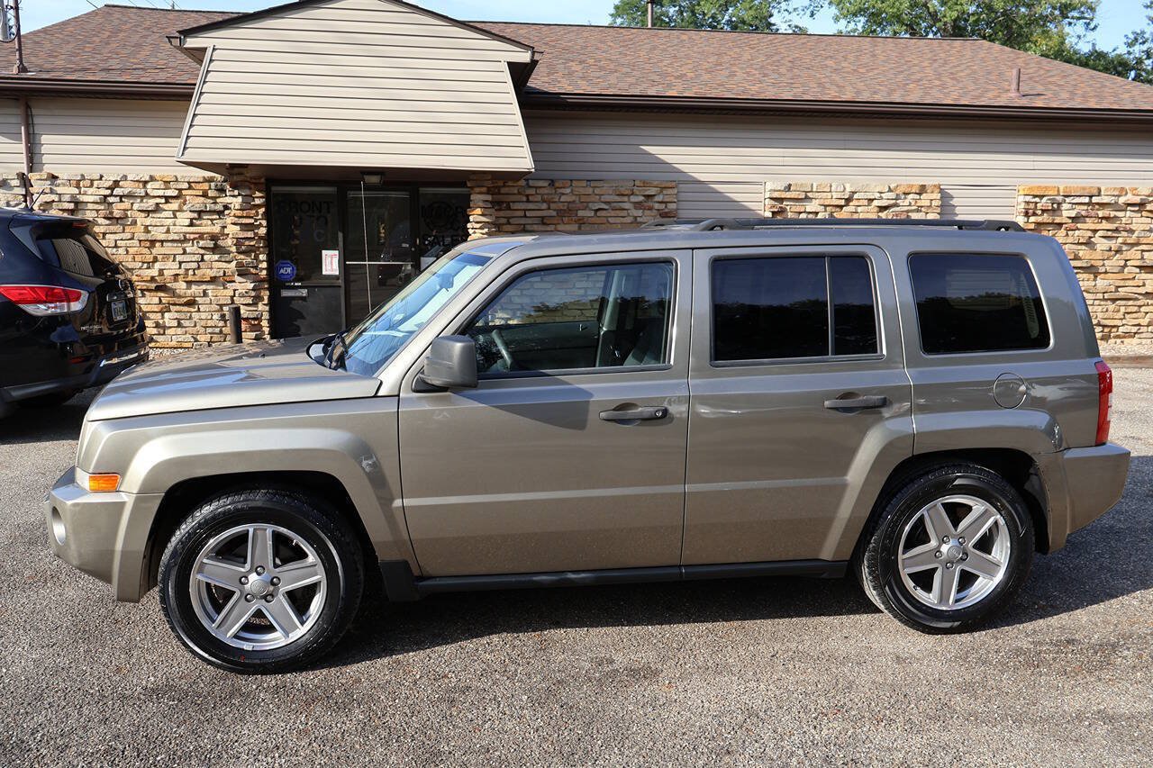 Used 2008 Jeep Patriot Sport FWD image 5