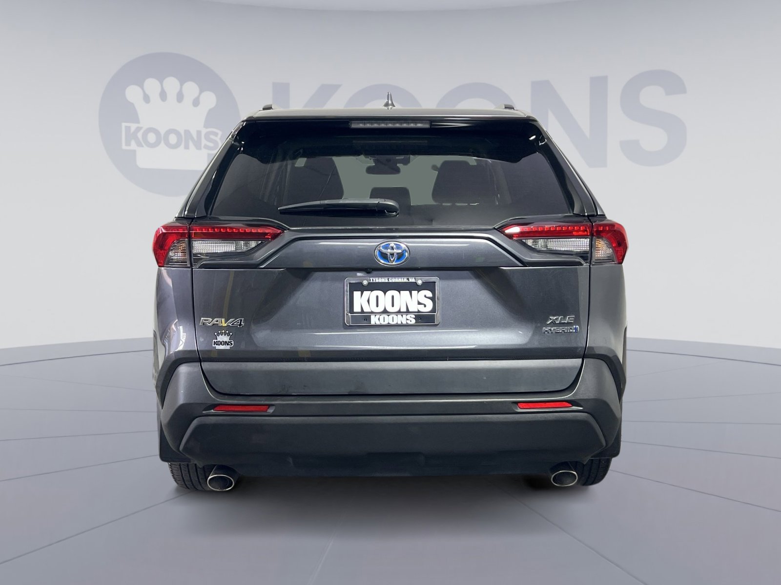 Used 2020 Toyota RAV4 XLE image 5