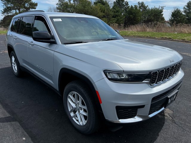 New 2024 Jeep Grand Cherokee L Laredo w/ Trailer Tow Package
