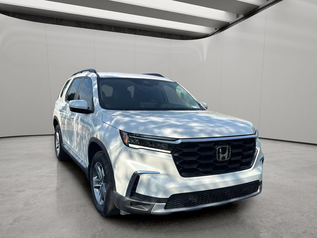 Used 2025 Honda Pilot EX-L image 7