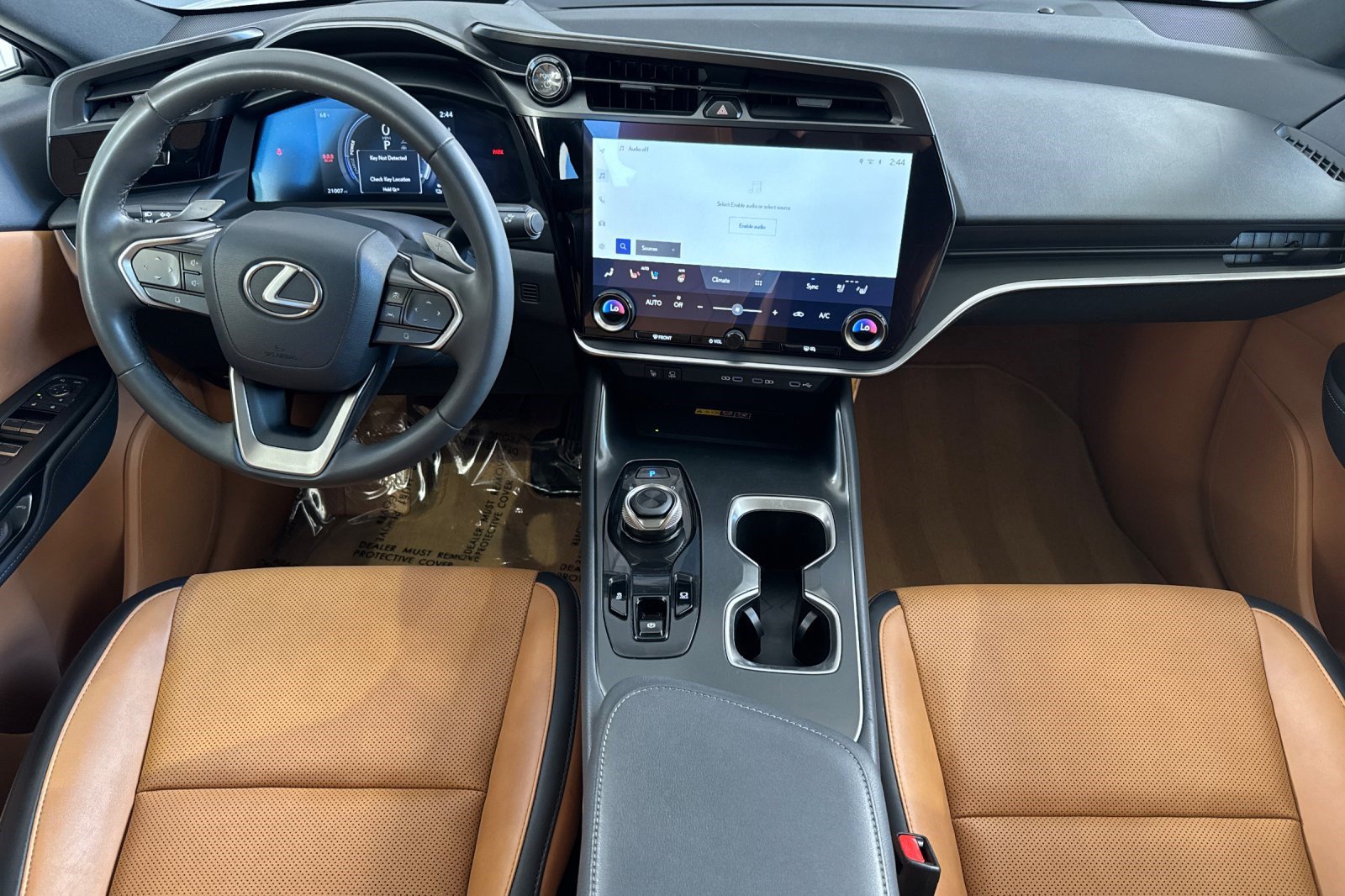 Certified 2023 Lexus RZ 450e Premium w/ Technology Package AWD/4WD image 17