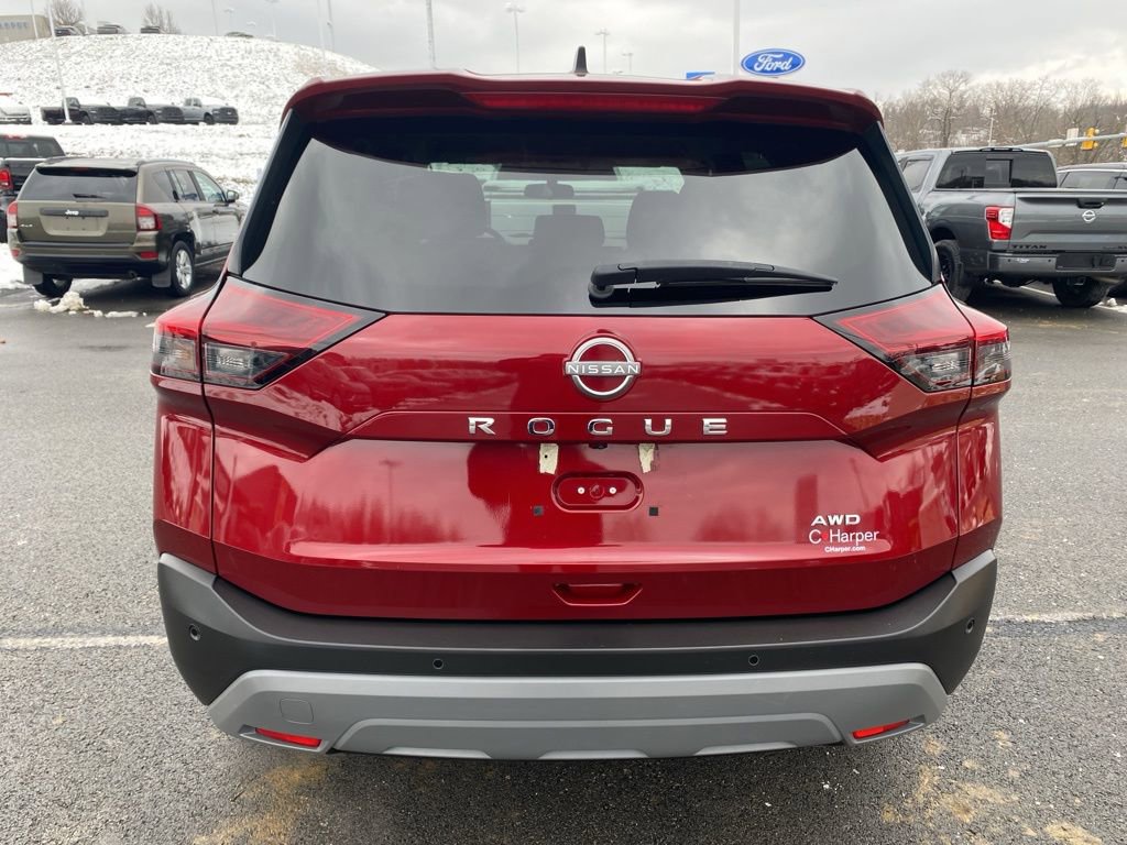 Used 2023 Nissan Rogue S image 4