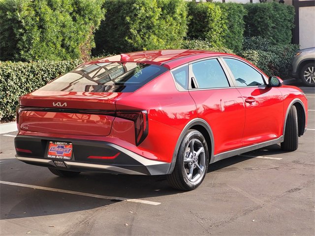 Used 2025 Kia K4 LXS image 5