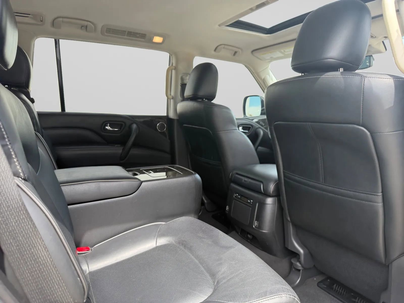 Used 2020 INFINITI QX80 Luxe w/ Proassist Package RWD image 32