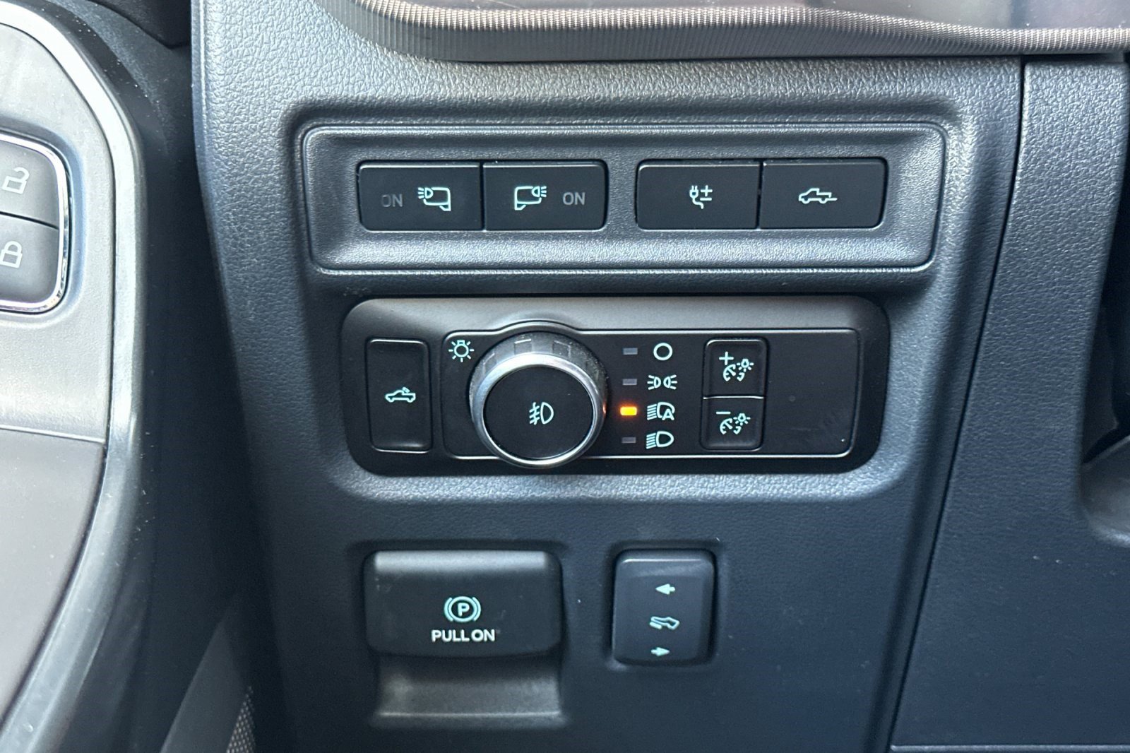 Used 2023 Ford F150 Raptor w/ Raptor Carbon Fiber Package image 36